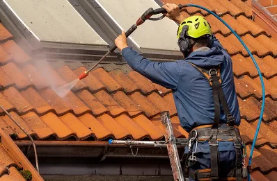 Démoussage et hydrofuge de toiture à Faremoutiers